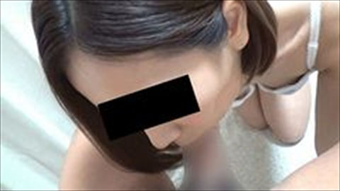 さとみさん 41歳 アパレル スレンダー美人の高速ピストンフェラ！！